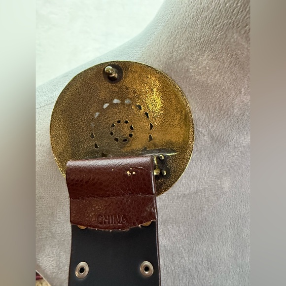 Vintage Nine West Metal Brass Disc Belt Size Medium Rivets Boho Western 90’s Y2K - Picture 2 of 10